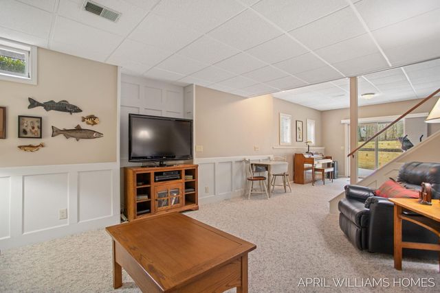 6801 Wildwood Drive, Port Sheldon Twp, MI 49460