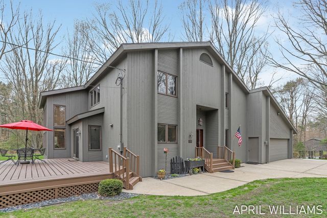 6801 Wildwood Drive, Port Sheldon Twp, MI 49460