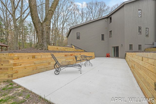 6801 Wildwood Drive, Port Sheldon Twp, MI 49460