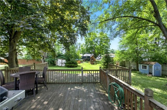 4252 Vega Course, Clay, NY 13090