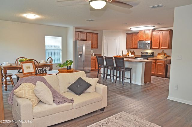 65084 LAGOON FOREST Drive, Yulee, FL 32097