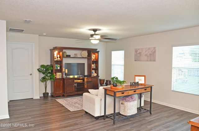 65084 LAGOON FOREST Drive, Yulee, FL 32097