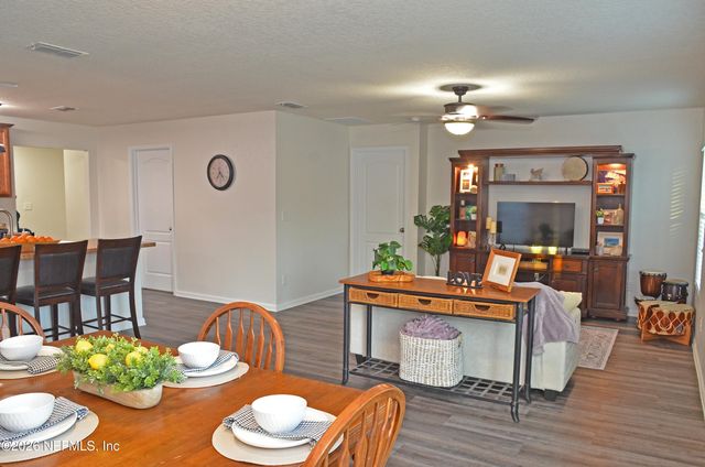 65084 LAGOON FOREST Drive, Yulee, FL 32097