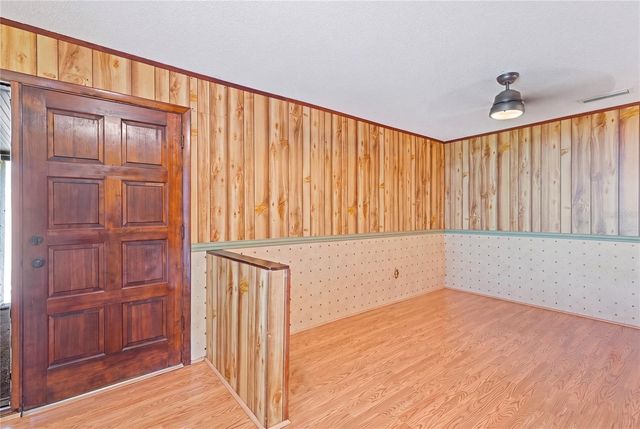 1105 LENNA AVENUE, Seffner, FL 33584