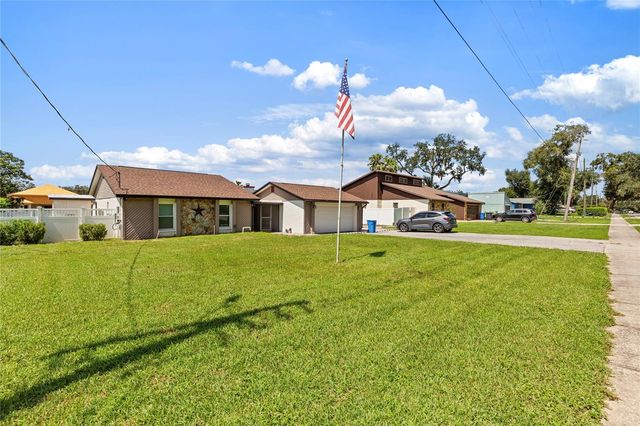 1105 LENNA AVENUE, Seffner, FL 33584
