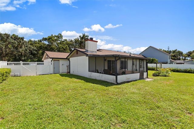 1105 LENNA AVENUE, Seffner, FL 33584
