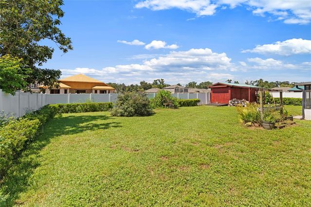 1105 LENNA AVENUE, Seffner, FL 33584