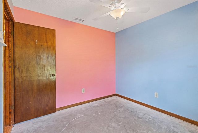 1105 LENNA AVENUE, Seffner, FL 33584