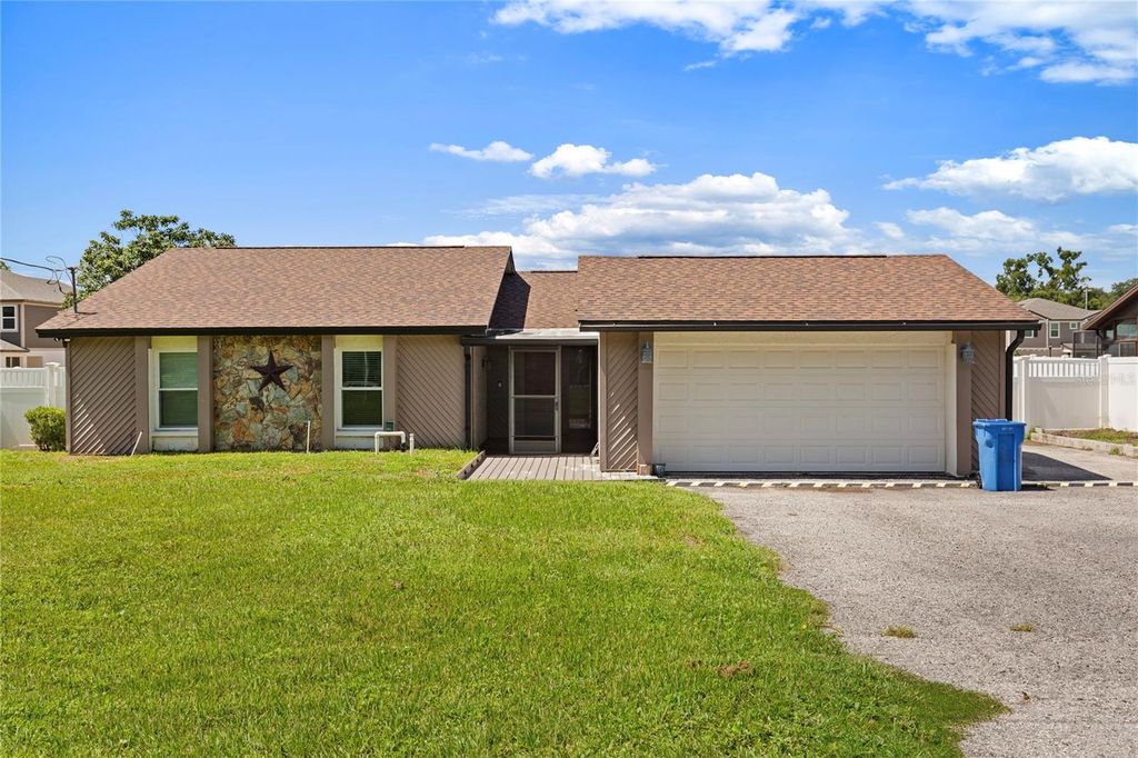 1105 LENNA AVENUE, Seffner, FL 33584