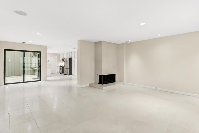 1108 Dunbarton Cir, Sacramento, CA 95825