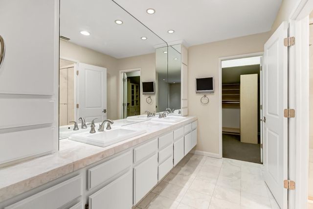 1108 Dunbarton Cir, Sacramento, CA 95825