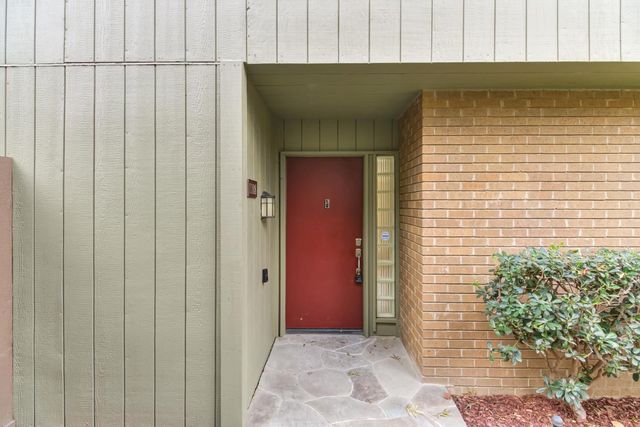 1108 Dunbarton Cir, Sacramento, CA 95825