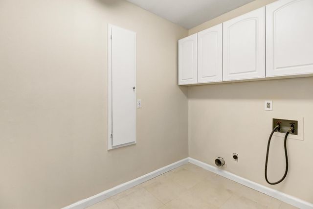 1108 Dunbarton Cir, Sacramento, CA 95825