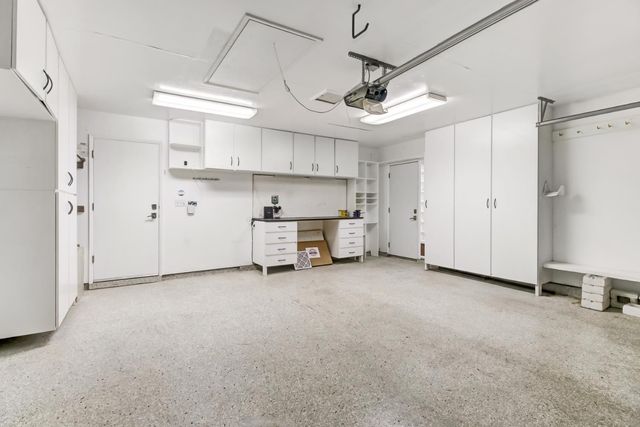 1108 Dunbarton Cir, Sacramento, CA 95825