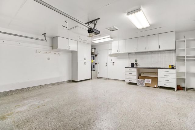 1108 Dunbarton Cir, Sacramento, CA 95825