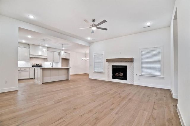 5 Stoneleigh Lane, Bella Vista, AR 72715