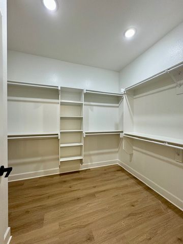 5 Stoneleigh Lane, Bella Vista, AR 72715