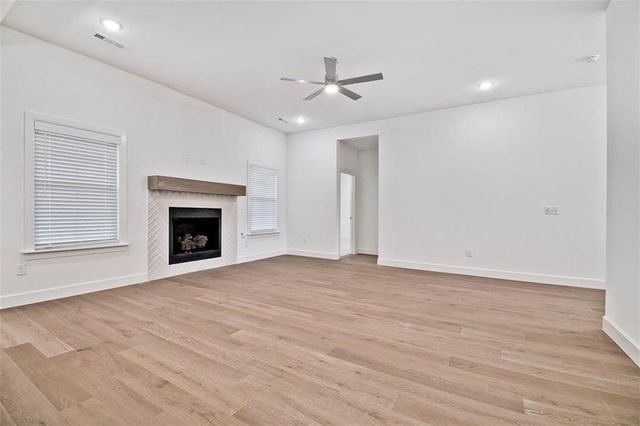 5 Stoneleigh Lane, Bella Vista, AR 72715