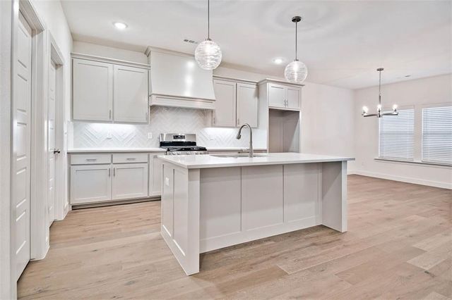 5 Stoneleigh Lane, Bella Vista, AR 72715