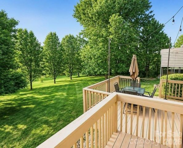 5189 Canary Court, Granite Falls, NC 28630