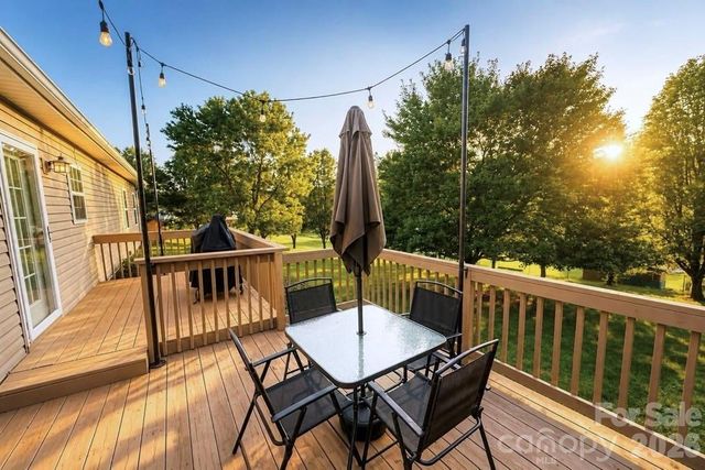 5189 Canary Court, Granite Falls, NC 28630