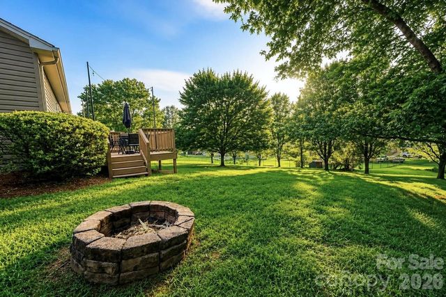 5189 Canary Court, Granite Falls, NC 28630