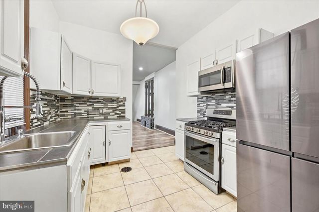 2431 W NORRIS ST, Philadelphia, PA 19121