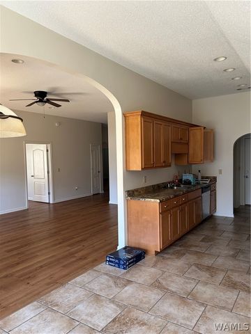 16379 Pottery, Moundville, AL 35474