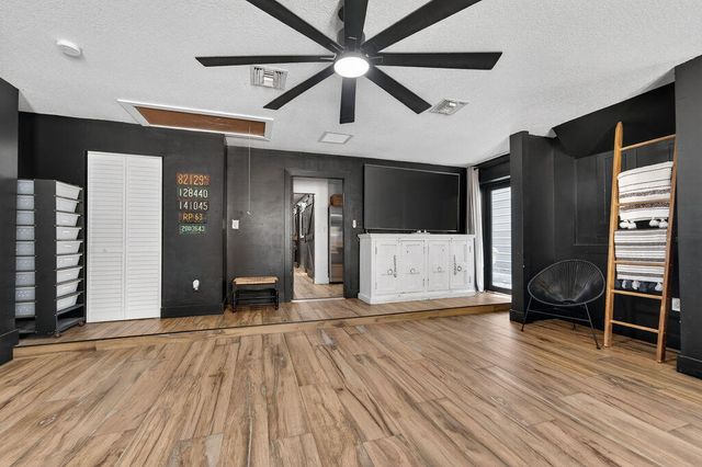 4233 1st Street SW, Vero Beach, FL 32968