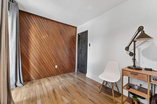 4233 1st Street SW, Vero Beach, FL 32968