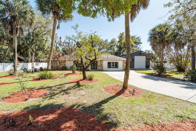 4233 1st Street SW, Vero Beach, FL 32968