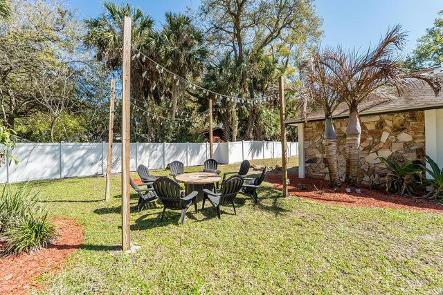 4233 1st Street SW, Vero Beach, FL 32968