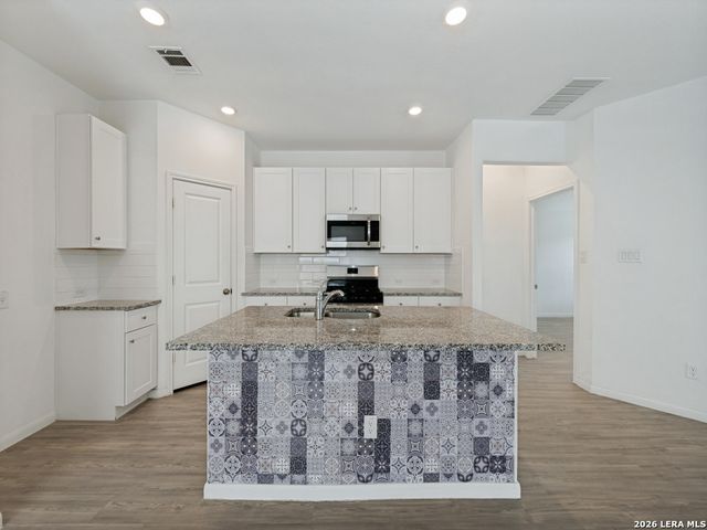 5811 Dalliance Ct, Bulverde, TX 78163