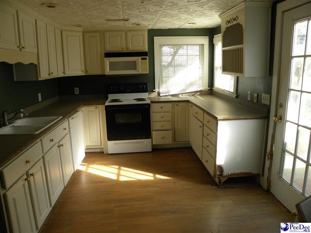 1141 Whippoorwill Road, Hartsville, SC 29550