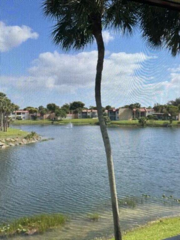 161 Lake Frances Drive 161, West Palm Beach, FL 33411