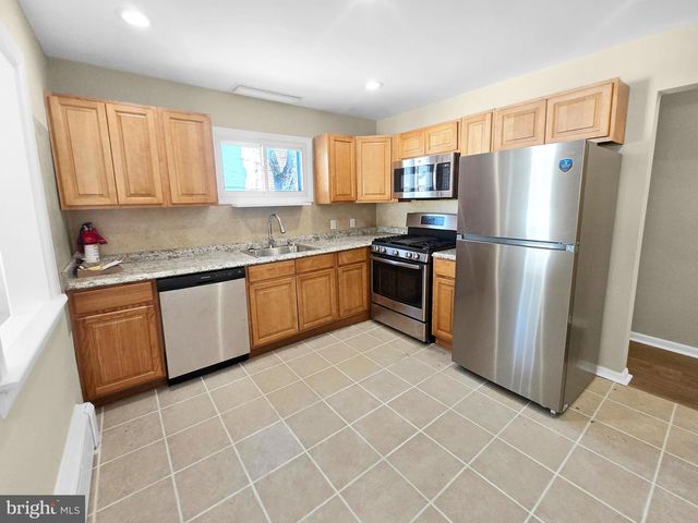 120 THIRD, Hamilton, NJ 08619