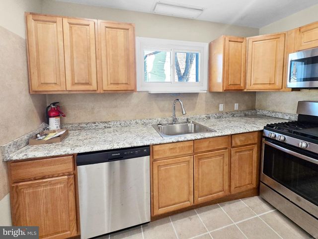 120 THIRD, Hamilton, NJ 08619