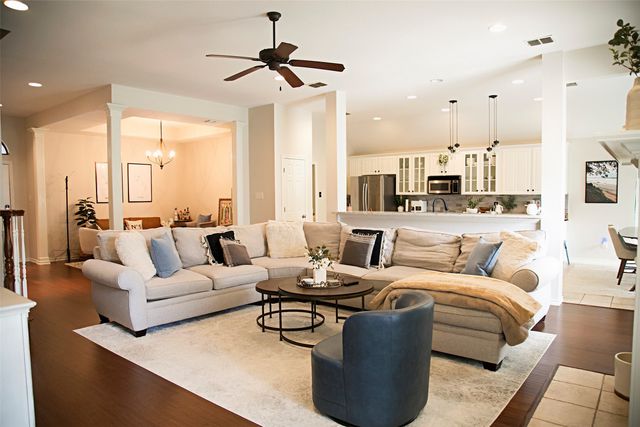 7416 Rolling Hills Drive, Benbrook, TX 76126