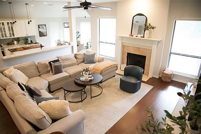 7416 Rolling Hills Drive, Benbrook, TX 76126