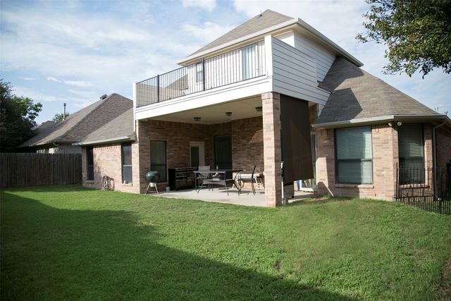 7416 Rolling Hills Drive, Benbrook, TX 76126