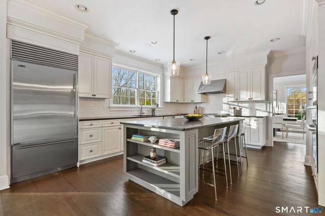 96 Weed Street, New Canaan, CT 06840