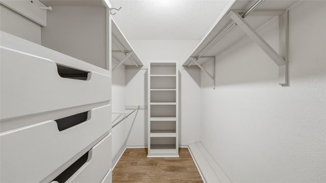 132 W Outer DR, Canyon Lake, TX 78133