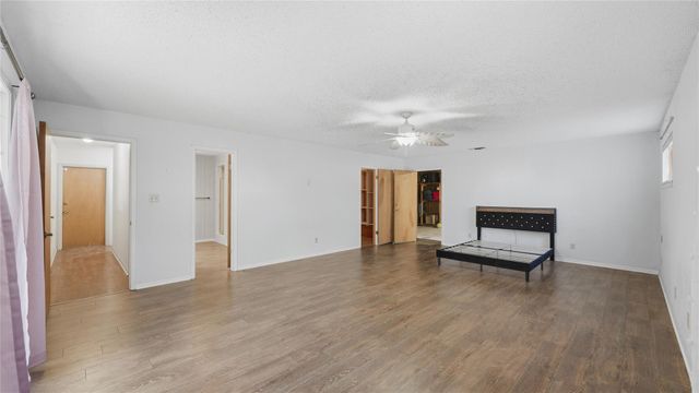 132 W Outer DR, Canyon Lake, TX 78133