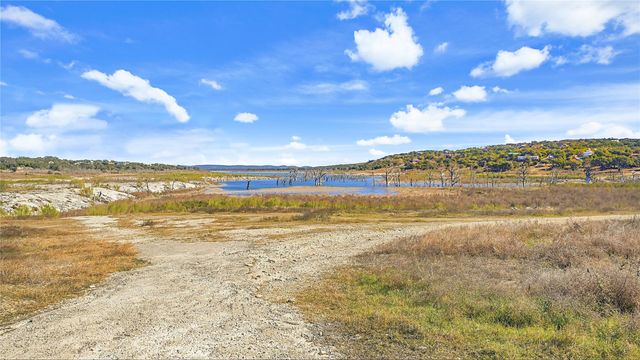 132 W Outer DR, Canyon Lake, TX 78133