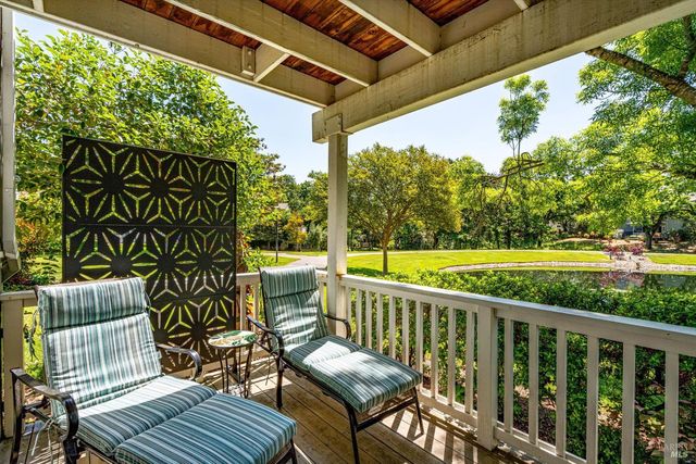 18120 Vassar Ct, Sonoma, CA 95476