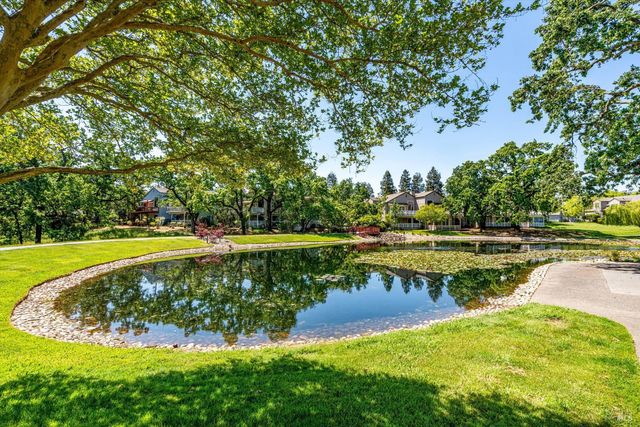 18120 Vassar Ct, Sonoma, CA 95476