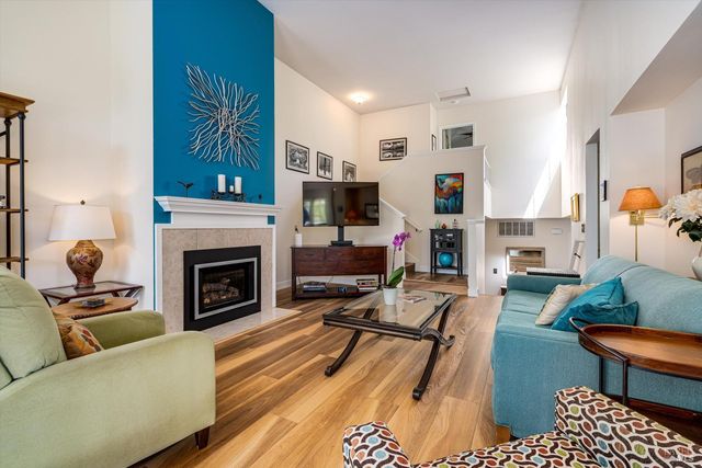 18120 Vassar Ct, Sonoma, CA 95476