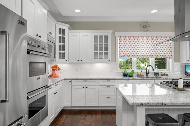 5845 York Avenue S, Edina, MN 55410