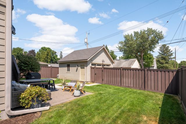 5845 York Avenue S, Edina, MN 55410