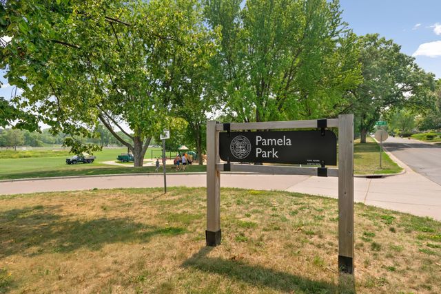 5845 York Avenue S, Edina, MN 55410